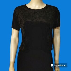 NO COMMENT Black Crushed Velvet Cropped Baddie Blouse